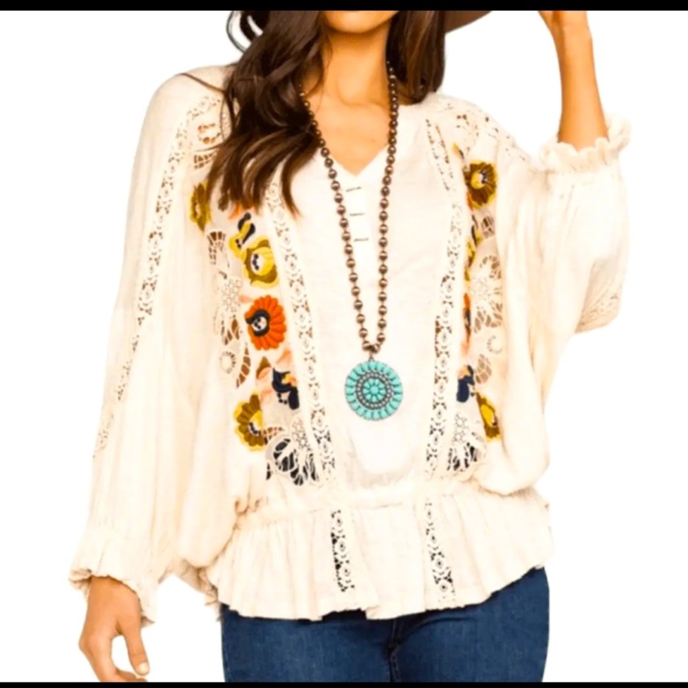 Free People Serafina Blouse Top Small Embroidered Floral Peplum Fit Cream NWT